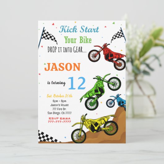 Invitation d'anniversaire de vélo (Debout devant)