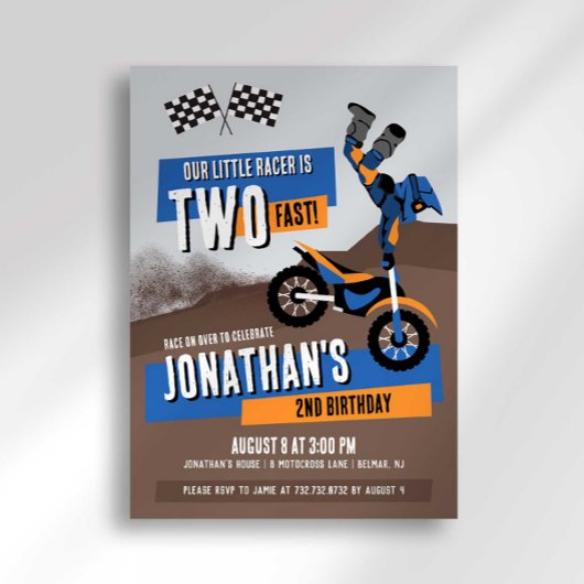 Invitation d'anniversaire de vélo de terre rapide