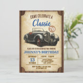 Invitation d'anniversaire de voiture classique num (Debout devant)