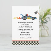 Invitation d'anniversaire de voiture de course (Debout devant)