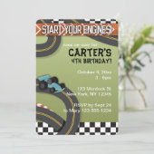 Invitation d'anniversaire de voiture de course (Debout devant)