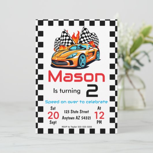 Invitation d'anniversaire de voiture de course (Debout devant)