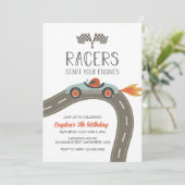 Invitation d'anniversaire de voiture de course ble (Debout devant)