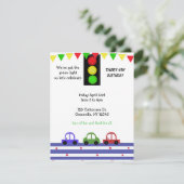 Invitation d'anniversaire de voiture de course mig (Debout devant)