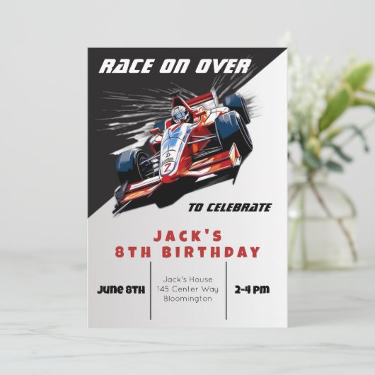 Invitation d'anniversaire de voiture de course mod (Debout devant)