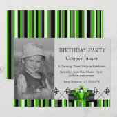 Invitation d'anniversaire de voiture de course ver (Devant / Derrière)