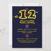 Invitation d'anniversaire des douze ans avec un en (Devant)