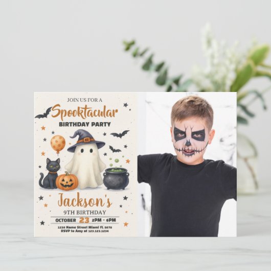 Invitation d'anniversaire d'Halloween (Debout devant)