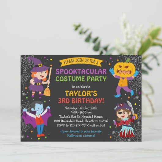 Invitation d'anniversaire d'Halloween, soirée cost (Debout devant)