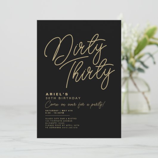 Invitation d'anniversaire Dirty Thirty Simple Mode (Debout devant)