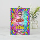 Invitation d'anniversaire discret surprise (Debout devant)