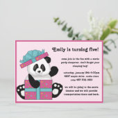 Invitation d'anniversaire d'ours panda (Debout devant)