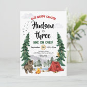 Invitation d'anniversaire du camping (Debout devant)