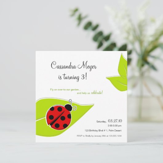 Invitation d'anniversaire du Carré Red Ladybug (Debout devant)