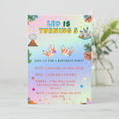 Invitation d'anniversaire du roi royal coloré (Debout devant)