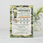 Invitation d'anniversaire du soldat Camo militaire (Debout devant)