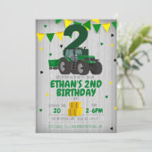 Invitation d'anniversaire du tracteur pour n'impor (Debout devant)