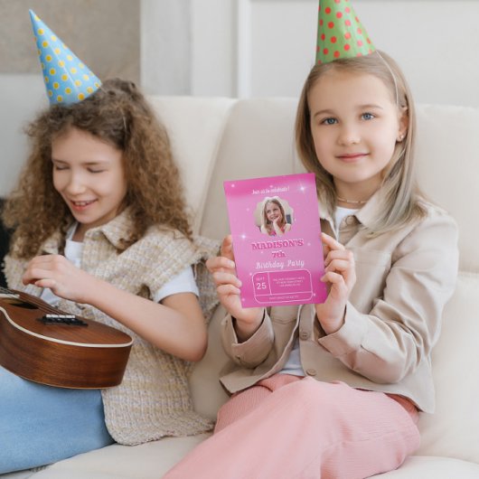 Invitation d'anniversaire d'un Arrière - plan rose