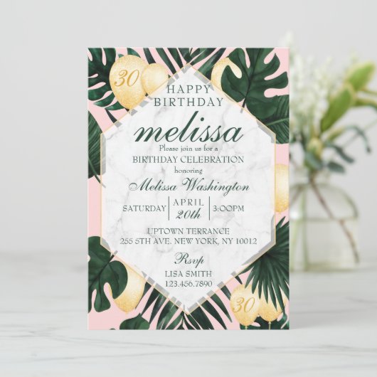 Invitation d'anniversaire en marbre de feuilles tr (Debout devant)
