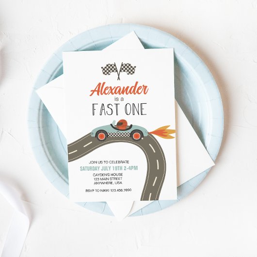 Invitation d'anniversaire Fast One voiture de cour