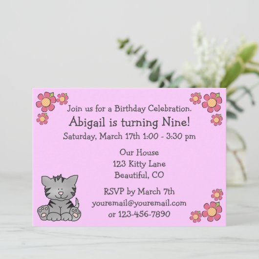 Invitation d'anniversaire Kitty pour les filles (Debout devant)