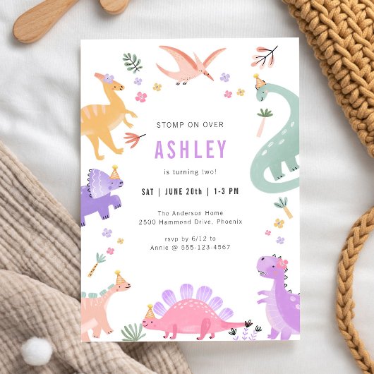 Invitation d'anniversaire pour enfants thème dinos