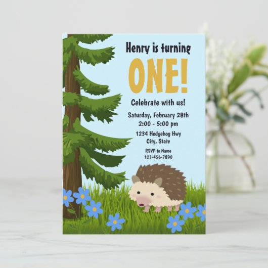 Invitation d'anniversaire pour hérisson (Debout devant)
