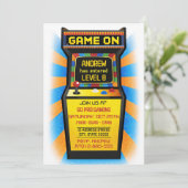 Invitation d'anniversaire pour jeu vidéo d'arcade (Debout devant)