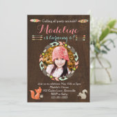 Invitation d'anniversaire pour les animaux des for (Debout devant)