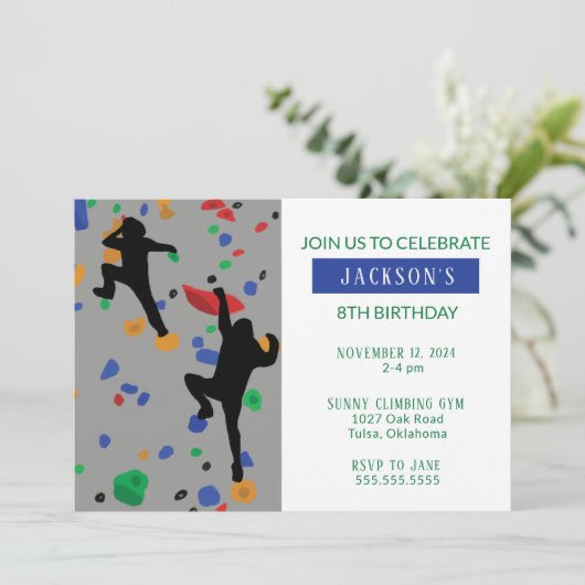 Invitation d'anniversaire pour l'escalade (Debout devant)