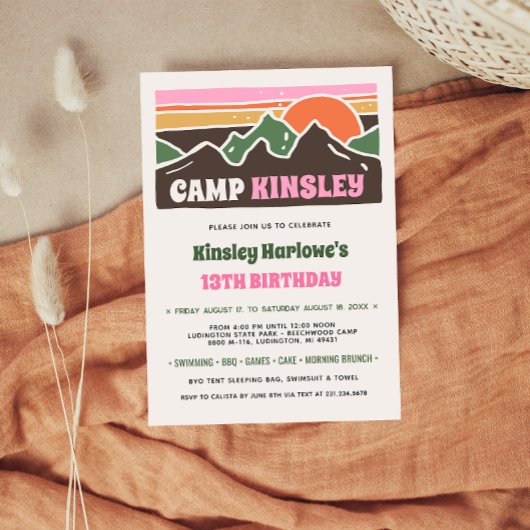 Invitation d'anniversaire pour un camp de week-end