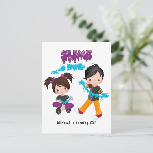 Invitation d'anniversaire pour une fête de slime m (Debout devant)