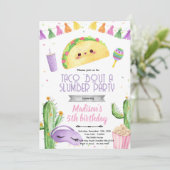 Invitation d'anniversaire pour une soirée pyjama t (Debout devant)