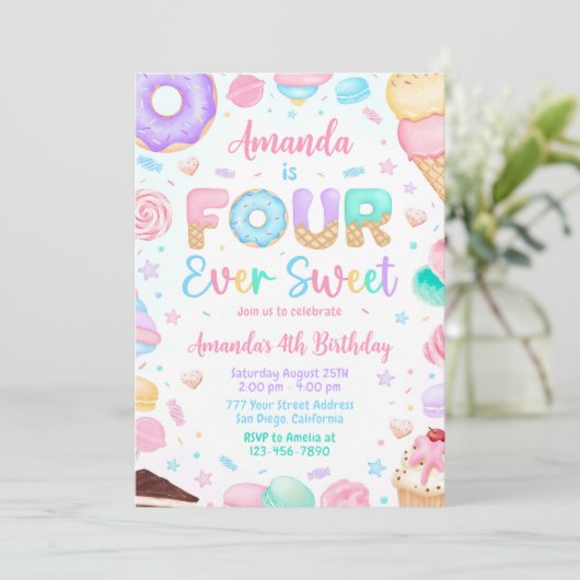 Invitation d'anniversaire quatre fois plus douce 4 (Debout devant)