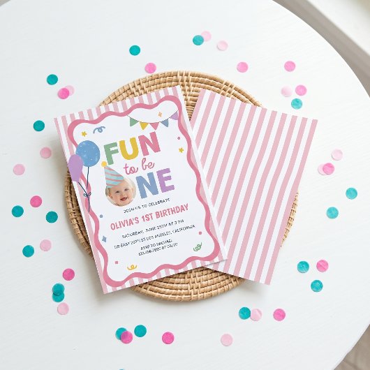 Invitation d'anniversaire rayures roses premier an