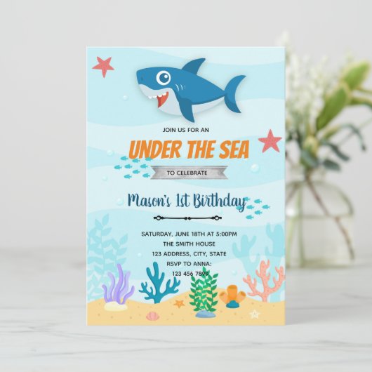Invitation d'anniversaire requin sous la mer (Debout devant)