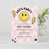 Invitation d'anniversaire rose clair Preppy Y2K so (Debout devant)