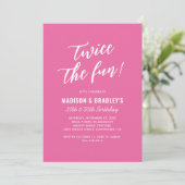 Invitation d'anniversaire rose deux fois plus amus (Debout devant)