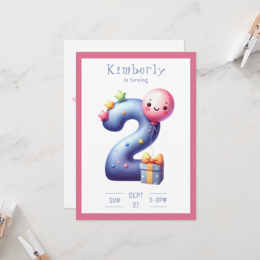Invitation d'anniversaire simpliste pour deux ans (Devant/Arrière en situation)