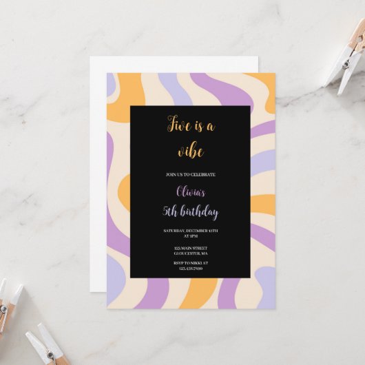 invitation d'anniversaire super bleue, violet et j (Devant/Arrière en situation)