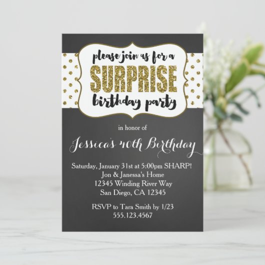 Invitation d'anniversaire surprise (Debout devant)