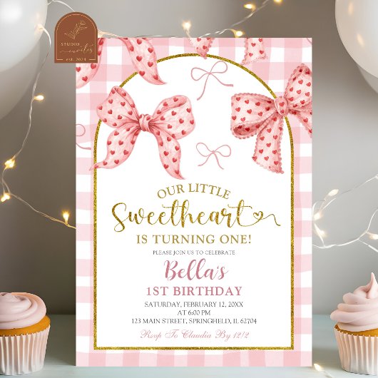 Invitation d'anniversaire Sweetheart avec un nœud