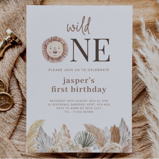 Invitation d'anniversaire Wild One aux feuilles ne