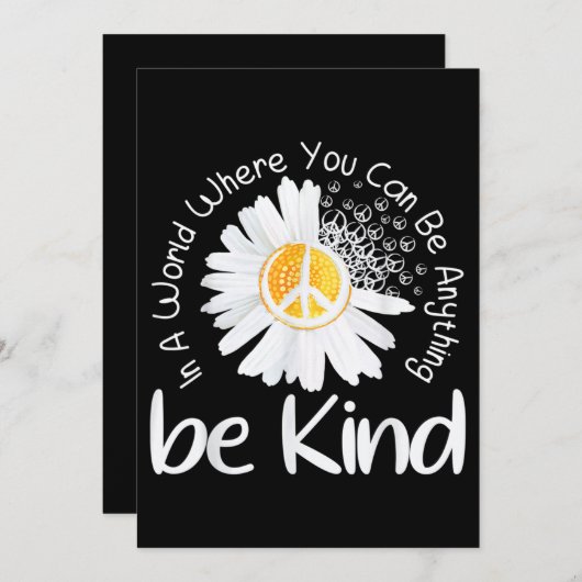 Invitation Dans un monde où l'on peut être n'importe quoi, on (Devant / Derrière)