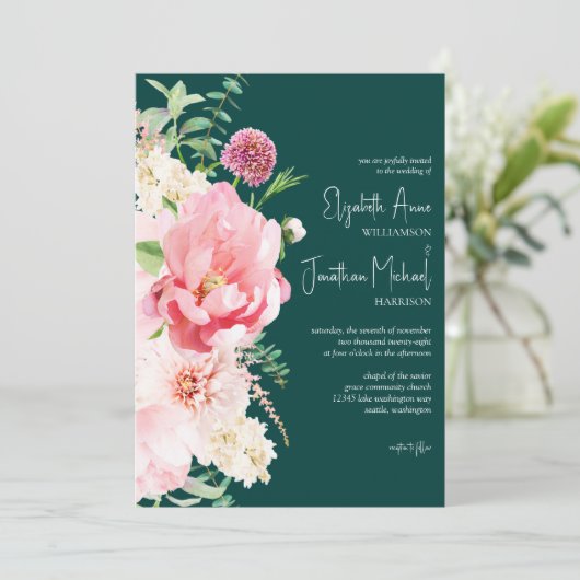 Invitation Dark Moody Emerald Blush Floral Script élégant (Debout devant)