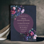 Invitation Dark Romantic Moody Florals Jewel Mauve Mariage<br><div class="desc">Un magnifique agencement floral de fleurs sombres et maussades dans les tons bijoux encadre ce faire-part de mariage époustouflant avec un thème romantique foncé. Un cadre de cercle marine foncé et arrière - plan mauve sont l'arrière - plan de la typographie classique et des touches de calligraphie élégante dans une...</div>