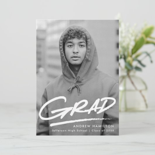 Invitation Dashed Photo Graduation Party (Debout devant)