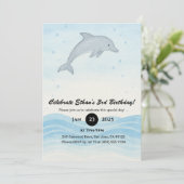 Invitation Dauphin gris doux Minimal Océan Anniversaire (Debout devant)