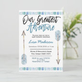 Invitation d'aventure bleue pour la fête de bébé g (Debout devant)