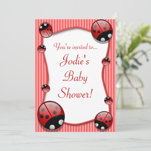 Invitation de Baby shower Ladybug (Debout devant)